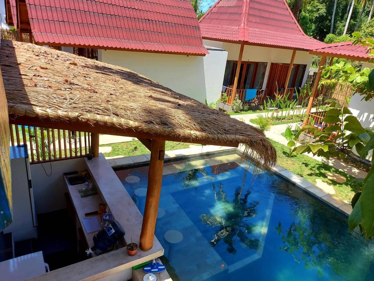 Twiny'S Hotel Kuta  Exterior photo