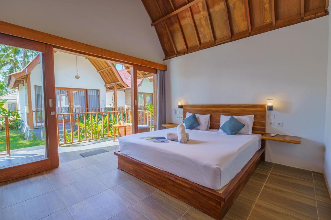 Twiny'S Hotel Kuta  Exterior photo