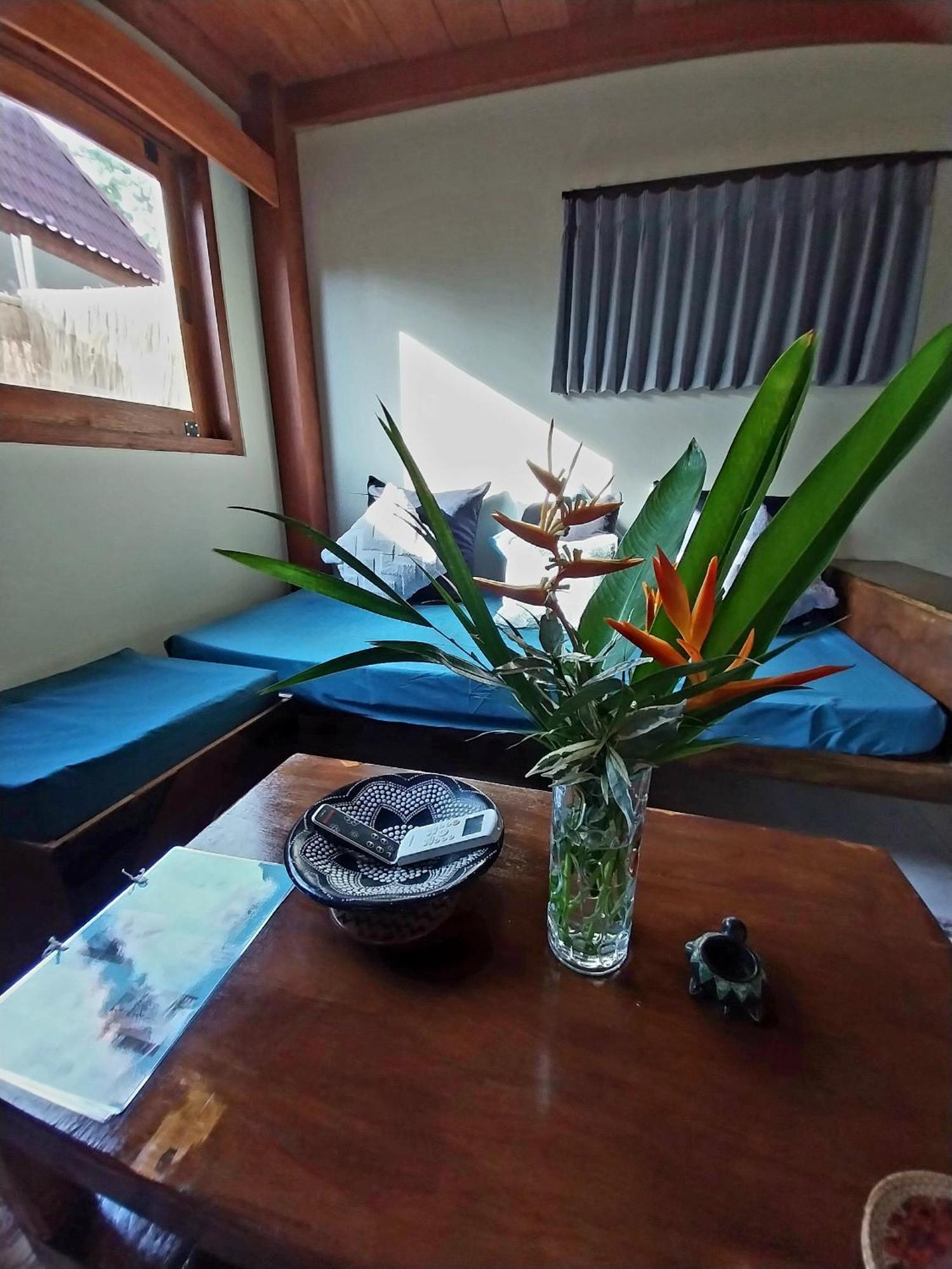 Twiny'S Hotel Kuta  Exterior photo