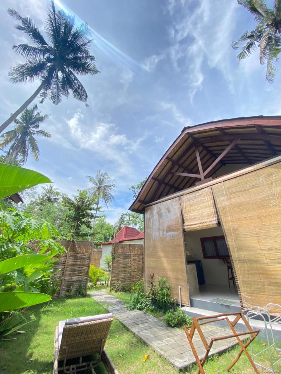 Twiny'S Hotel Kuta  Room photo