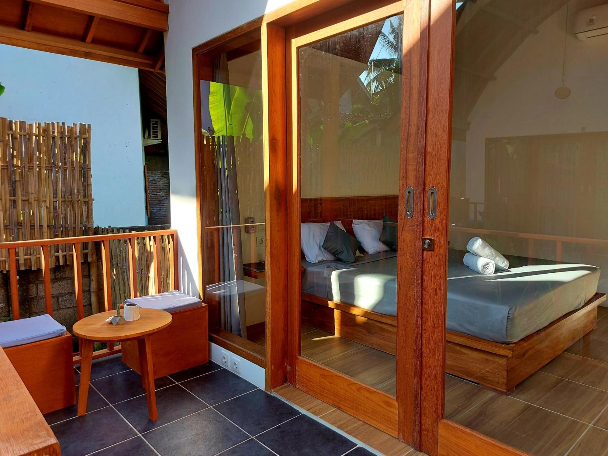 Twiny'S Hotel Kuta  Room photo
