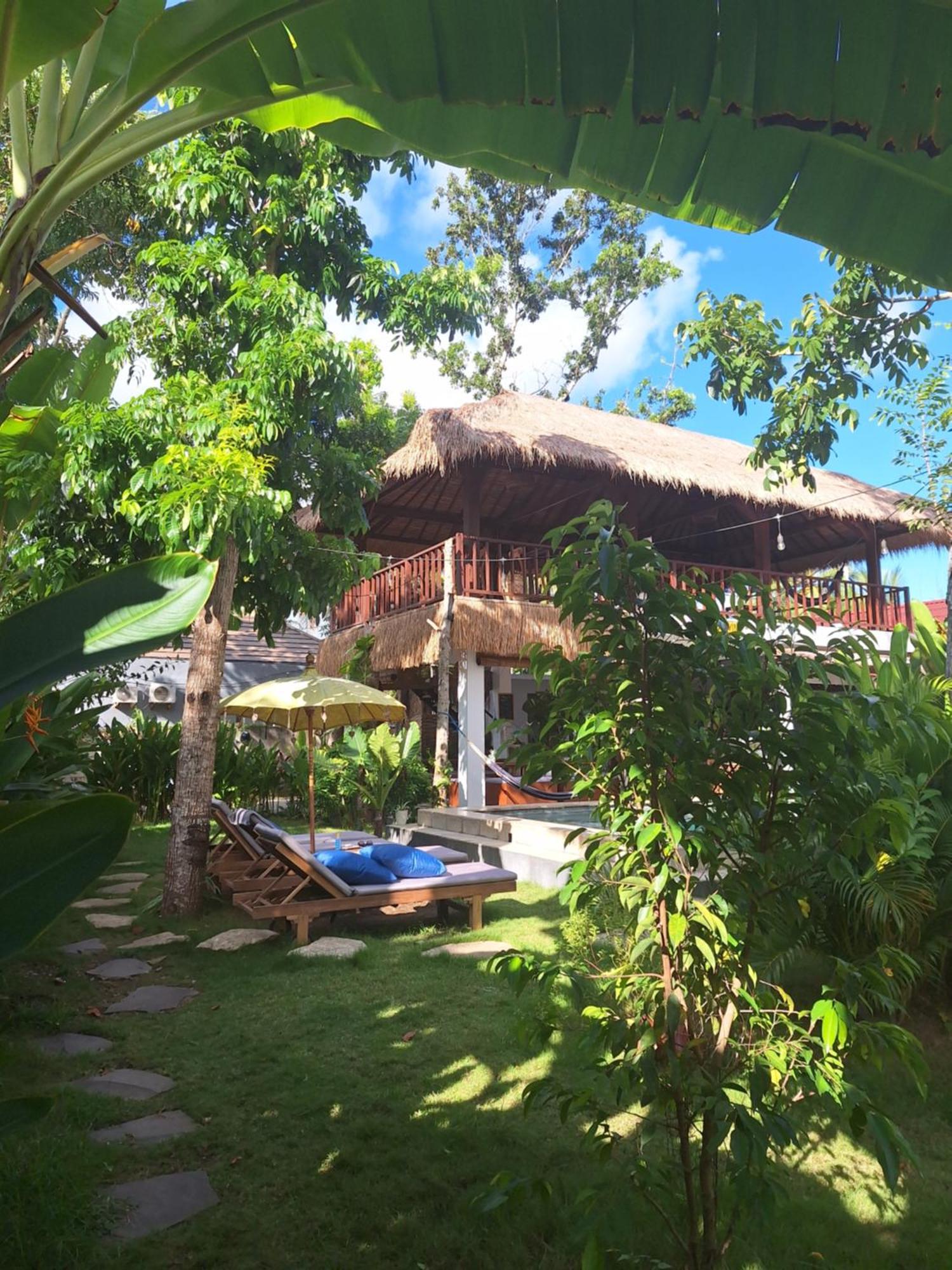 Twiny'S Hotel Kuta  Exterior photo